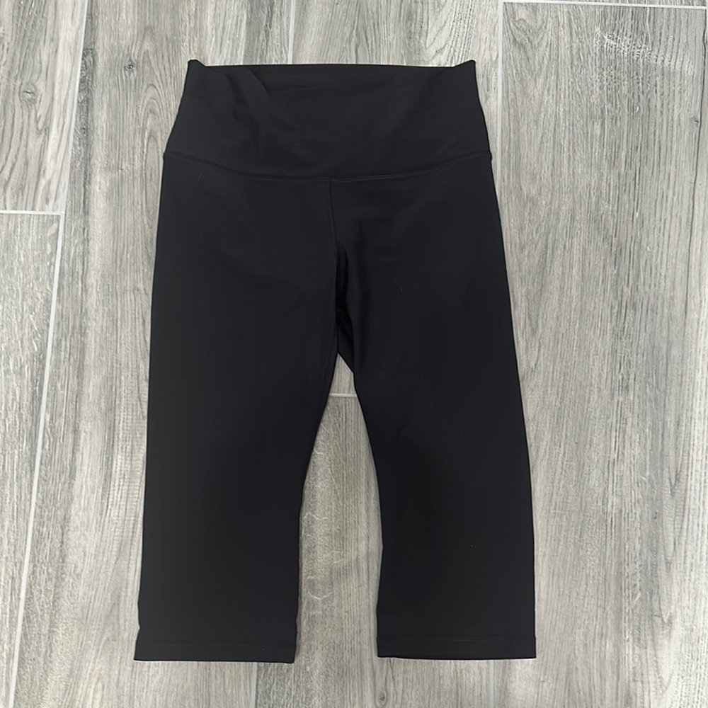 Old Navy active powersoft high-rise leggings go dry size medium ￼